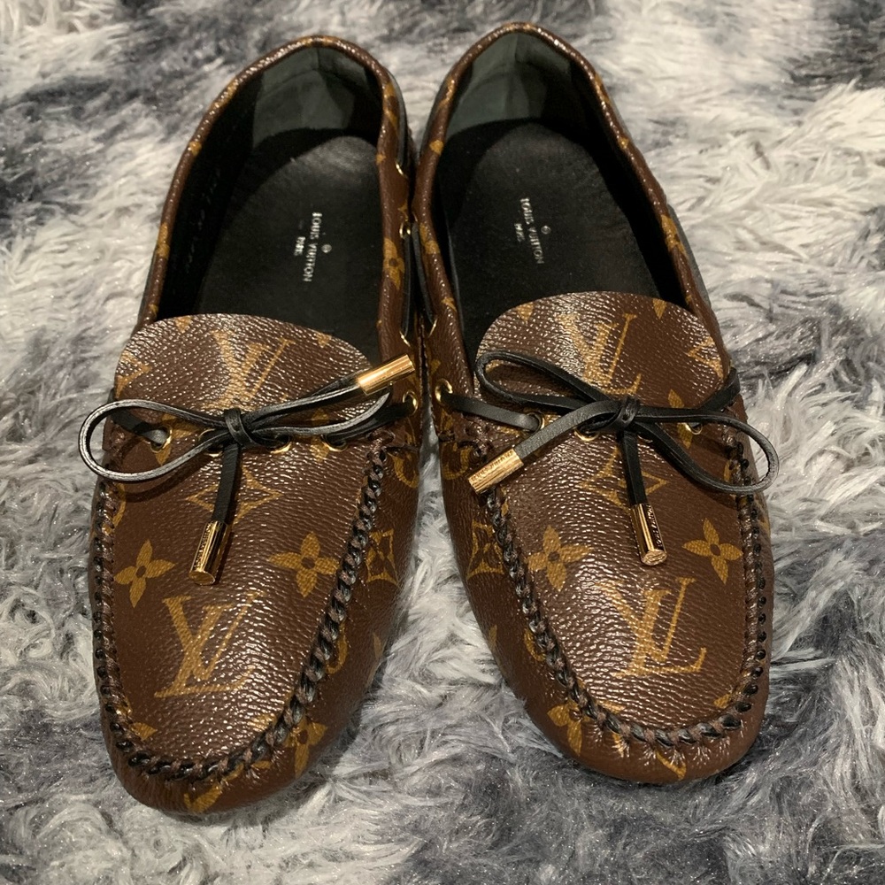 ✨ Louis Vuitton Gloria Flat Loafer - Size 7 US, Brand New Without Box ✨